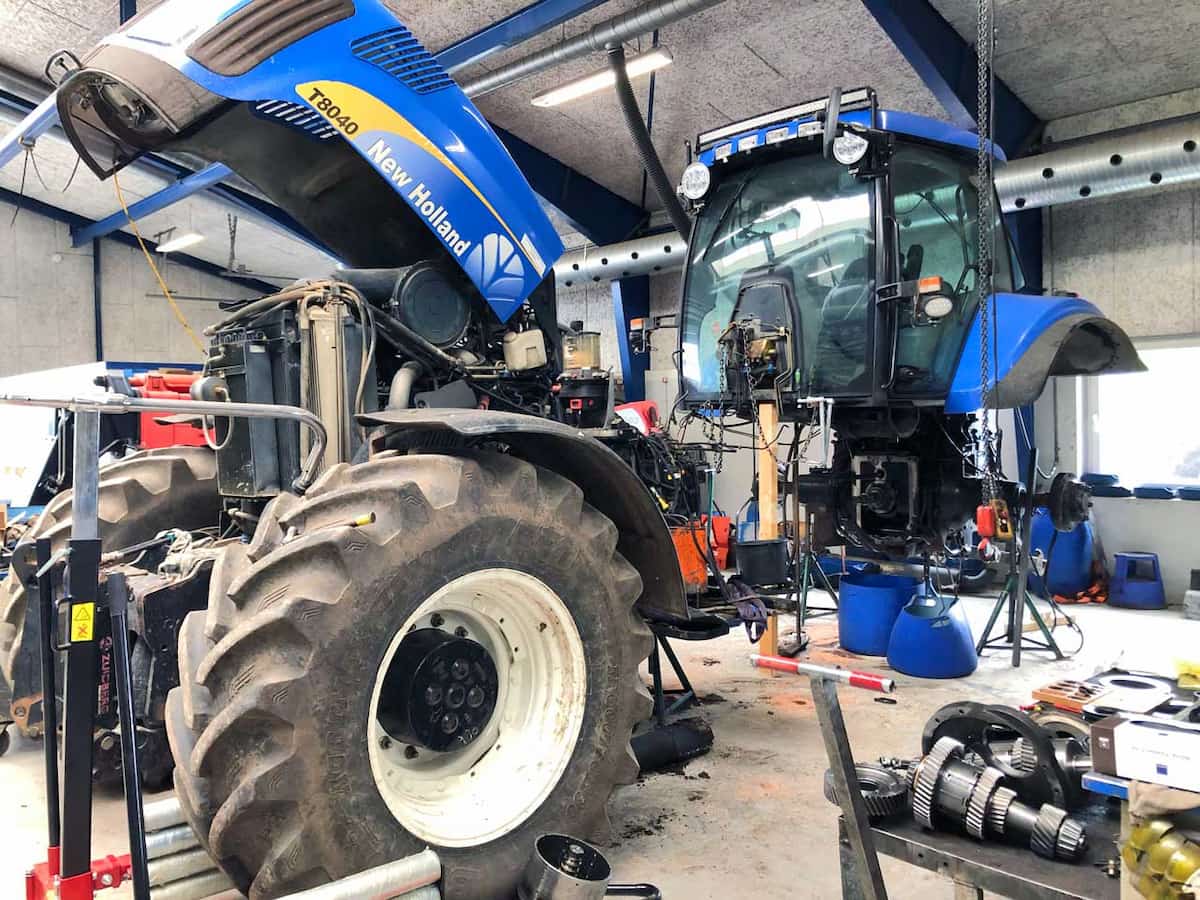 reparation traktor new holland