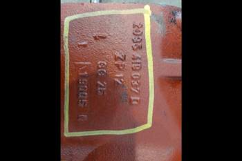 salg af Getriebegehäuse Deutz-Fahr Agrotron 90 