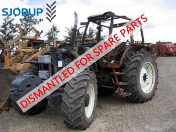 salg af New Holland TM135 traktor