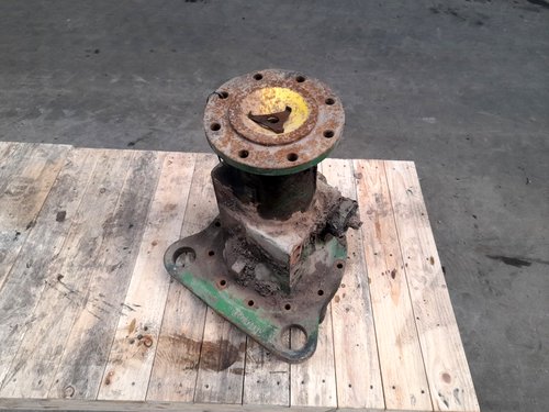 salg af John Deere 6200 RIGHT Rear Axle