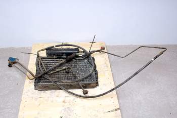 salg af Ford 8240  Condenser