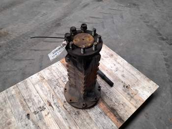 salg af John Deere 5400 RIGHT Rear Half Axle