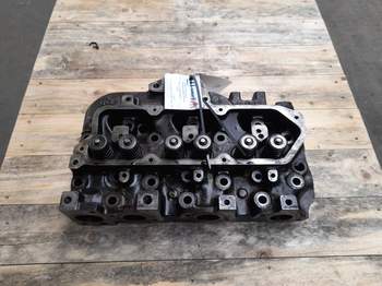 salg af John Deere 5400  Cylinder Head