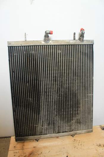 salg af Claas Axion 850  Oil Cooler