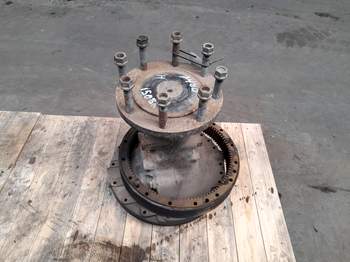 Massey Ferguson 7480 RIGHT Rear Axle