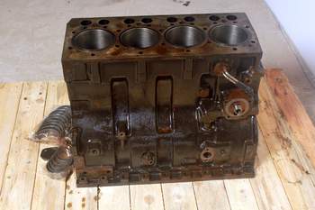 salg af Motorblok Valmet 6400 