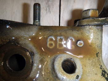 salg af Hitachi EX255  Cylinder head