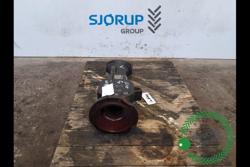 salg af Valtra 900 LEFT Front axle house