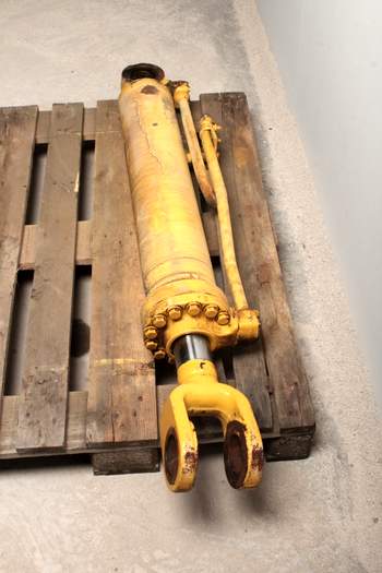 salg af Hydraulisk Cylinder Komatsu WA320 