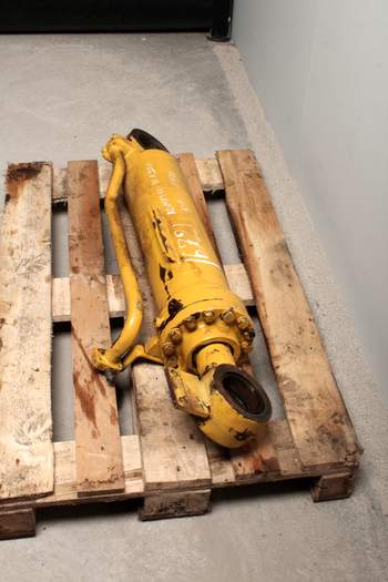 salg af Hydraulisk Cylinder Komatsu WA320 