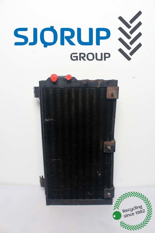 salg af Massey Ferguson 8240  Condenser