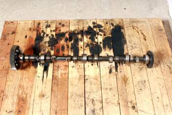 salg af New Holland M100  Camshaft