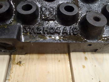 salg af Fermec 860  Cylinder head