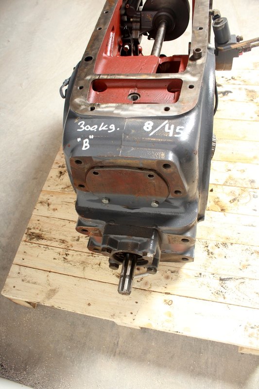 New Holland TS110 Rear Transmission Tractors Secondhand Parts