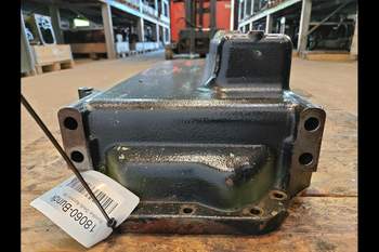 salg af Oljetråg Deutz-Fahr Agrotron 108