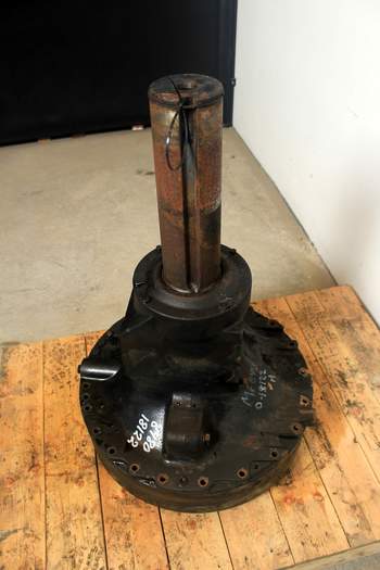 salg af Massey Ferguson 8480 RIGHT Rear Axle