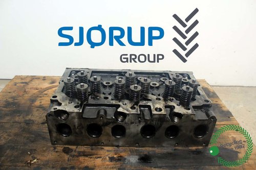 salg af Massey Ferguson 8480  Cylinder Head