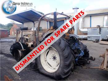 salg af New Holland TS135A traktor