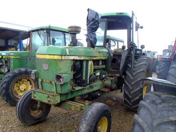 salg af John Deere 4240 traktor