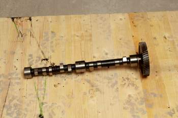 salg af Case CX80  Camshaft