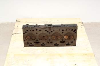 salg af Case CX80  Cylinder Head