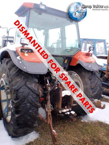 salg af New Holland M160 traktor