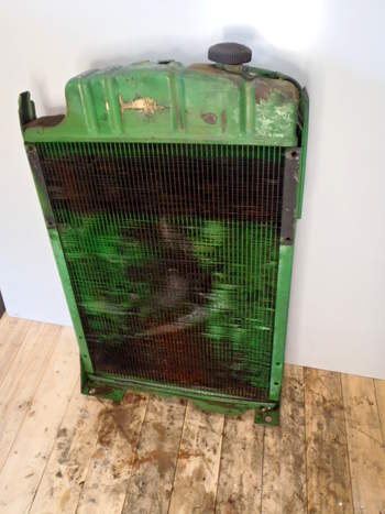 salg af John Deere 3050  Water Radiator