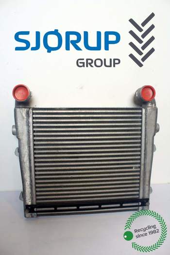 salg af Intercooler Case Puma 165