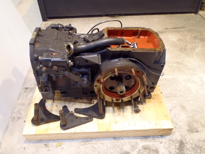 New Holland TS100 Rear Transmission Tractors Secondhand Parts