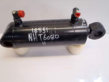 salg af New Holland T6080 RIGHT Lift Cylinder