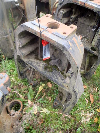 salg af New Holland TS100A  Front axle support