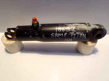 salg af Same Titan 160  Lift Cylinder