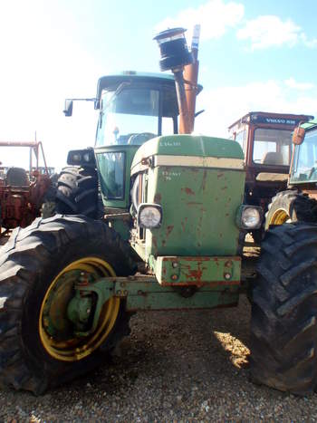 salg af John Deere 4240 S traktor