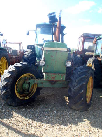 salg af John Deere 4240 S traktor