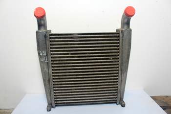 salg af Intercooler New Holland TVT155 