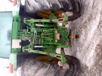 salg af John Deere 7600 traktor