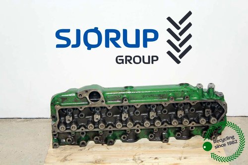 salg af John Deere 7600  Cylinder Head