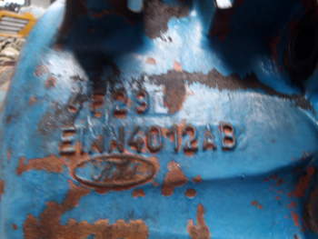 salg af Ford 8210 RIGHT Rear Half Axle