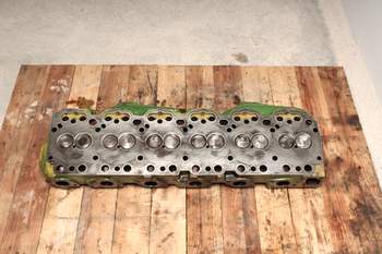 salg af John Deere 3040  Cylinder Head