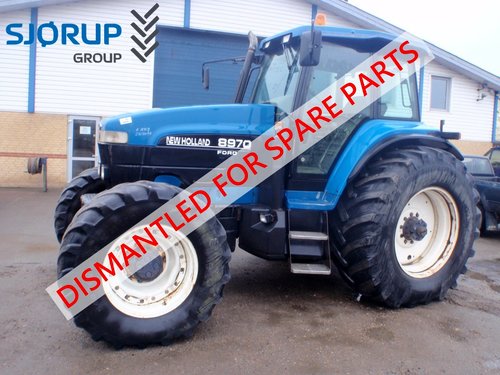 salg af New Holland 8970 traktor