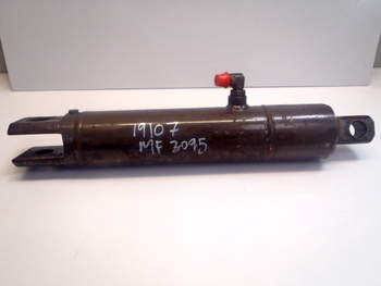 salg af Massey Ferguson 3095  Lift Cylinder