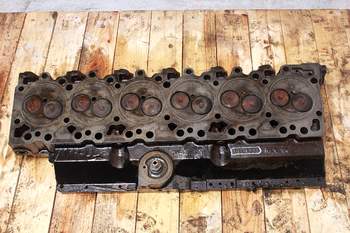 salg af Case 5140  Cylinder Head