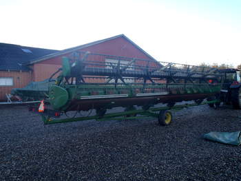 salg af Schneidewerk John Deere 630 R 