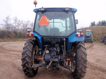 salg af New Holland 6640 tractor