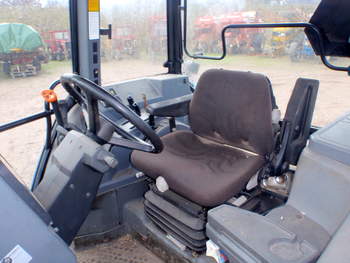 salg af New Holland 6640 traktor