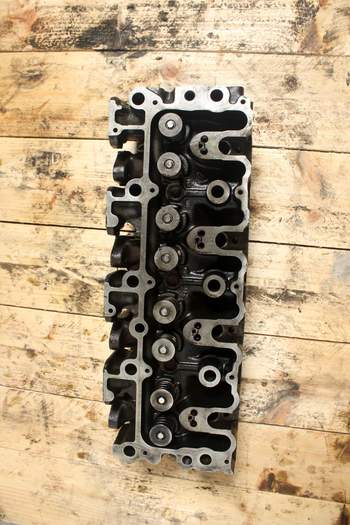 salg af Atlas AR75  Cylinder head