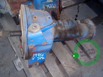 salg af Ford 7840 LEFT Rear Axle