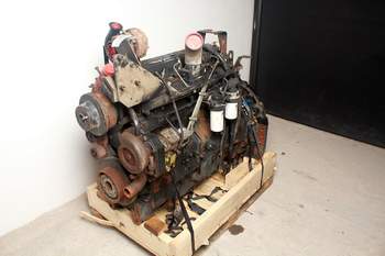 salg af Motor Massey Ferguson 8480 