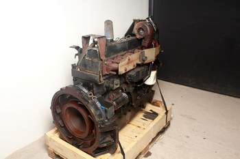 salg af Motor Massey Ferguson 8480 