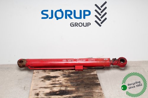 salg af Manitou 835-120  Hydraulic Cylinder